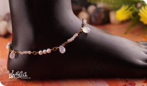 bhavaa Premium Gemstone Jewelry- Anklet. Subtle Luster Collection, Mark-2 | Gemstones: Moonstone Faceted, Howlite